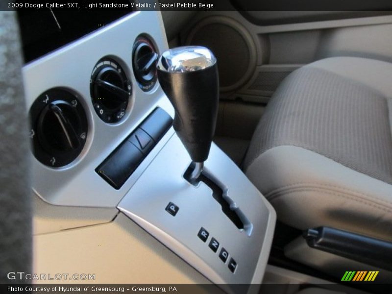 Light Sandstone Metallic / Pastel Pebble Beige 2009 Dodge Caliber SXT