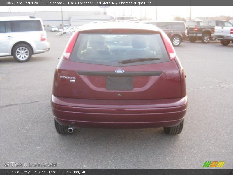 Dark Toreador Red Metallic / Charcoal/Light Flint 2007 Ford Focus ZX5 SE Hatchback