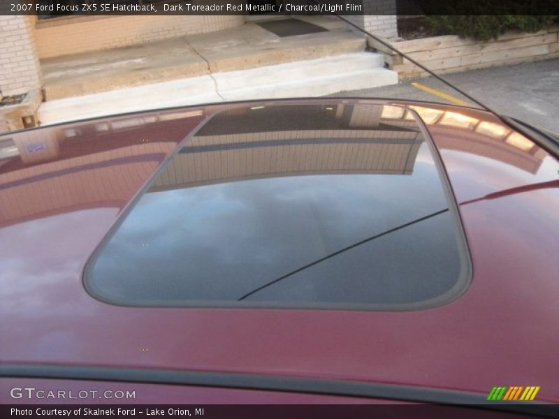 Dark Toreador Red Metallic / Charcoal/Light Flint 2007 Ford Focus ZX5 SE Hatchback
