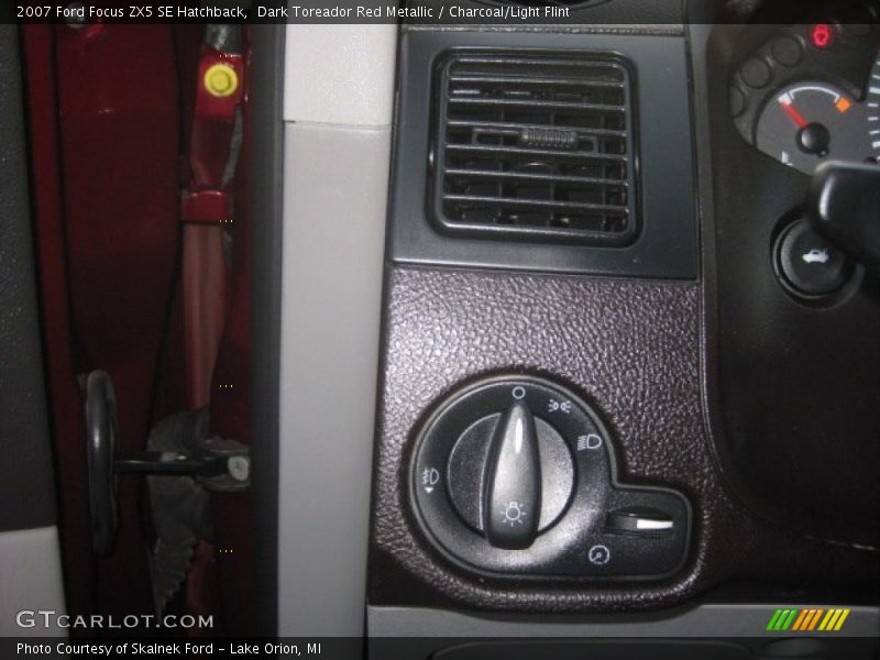 Dark Toreador Red Metallic / Charcoal/Light Flint 2007 Ford Focus ZX5 SE Hatchback