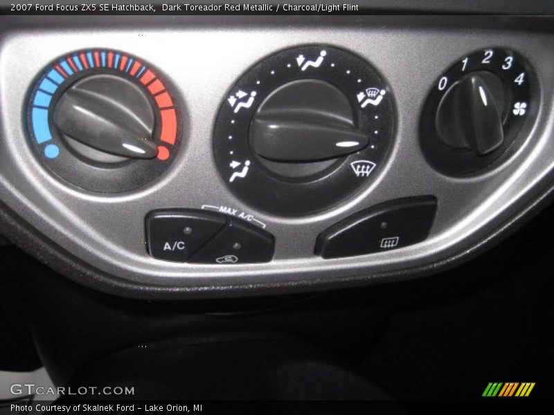Dark Toreador Red Metallic / Charcoal/Light Flint 2007 Ford Focus ZX5 SE Hatchback