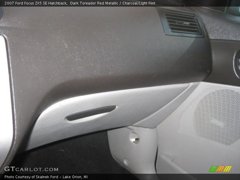 Dark Toreador Red Metallic / Charcoal/Light Flint 2007 Ford Focus ZX5 SE Hatchback