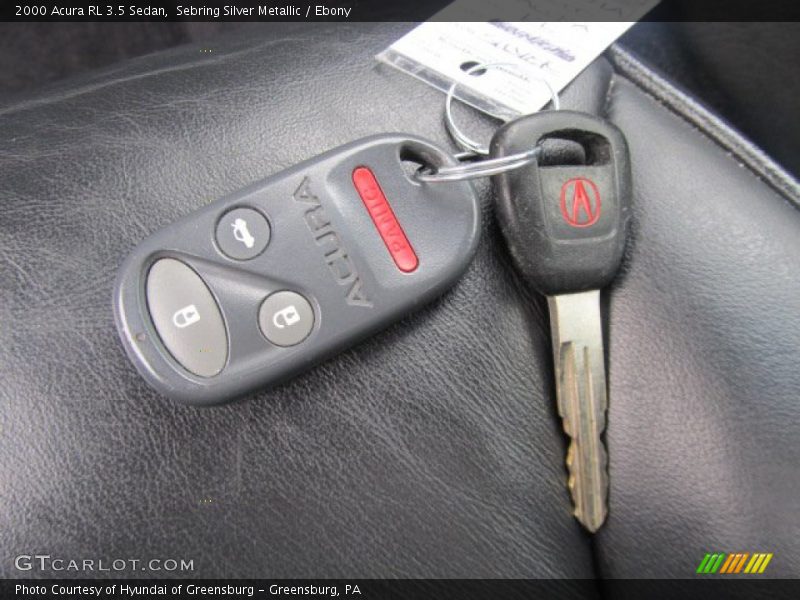 Keys of 2000 RL 3.5 Sedan