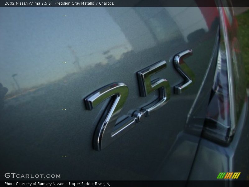 Precision Gray Metallic / Charcoal 2009 Nissan Altima 2.5 S