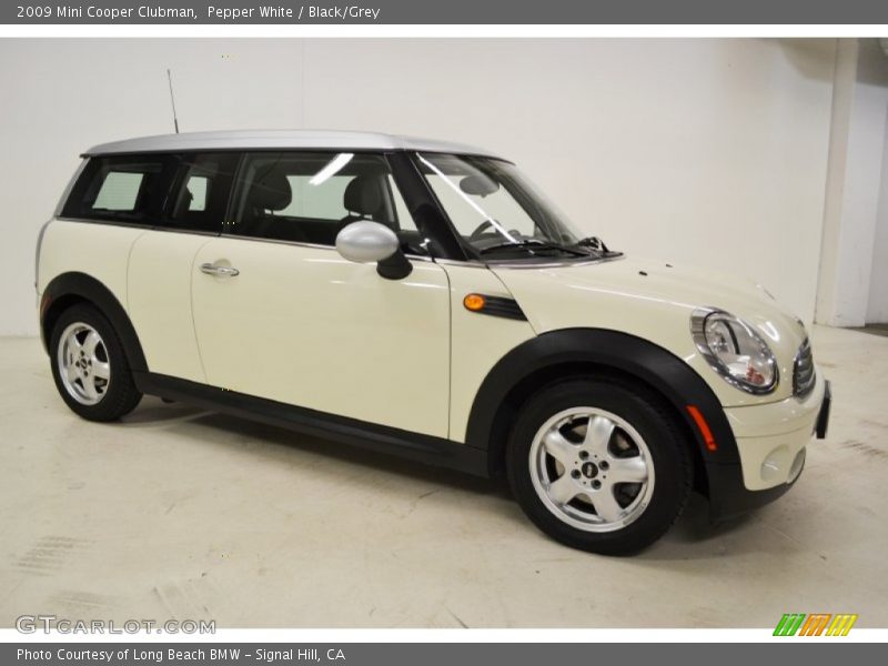 Pepper White / Black/Grey 2009 Mini Cooper Clubman