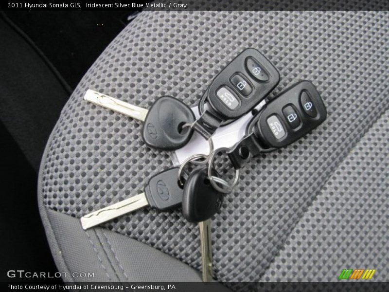 Iridescent Silver Blue Metallic / Gray 2011 Hyundai Sonata GLS