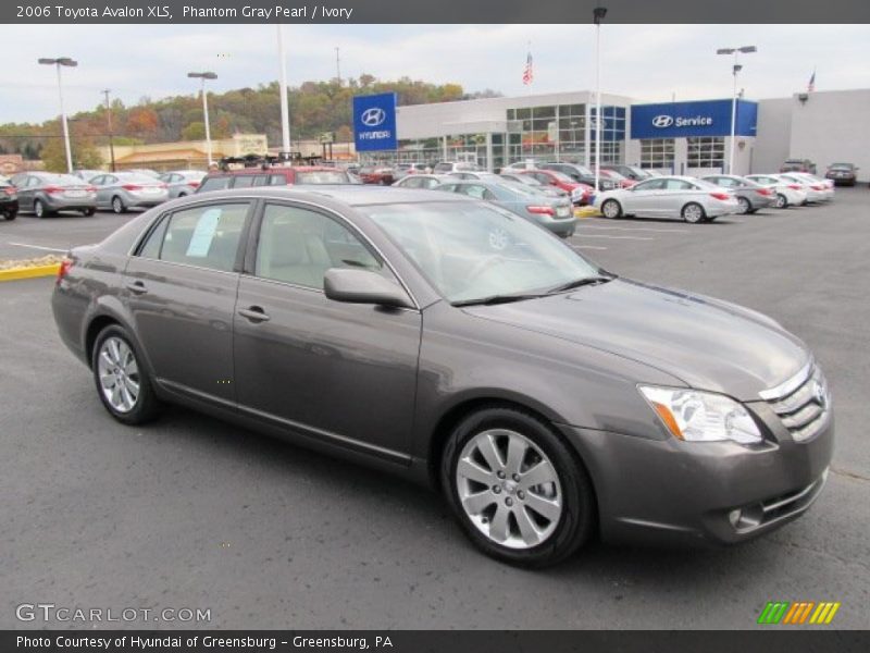 Phantom Gray Pearl / Ivory 2006 Toyota Avalon XLS