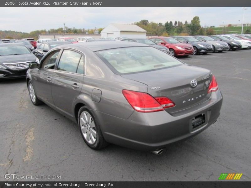 Phantom Gray Pearl / Ivory 2006 Toyota Avalon XLS