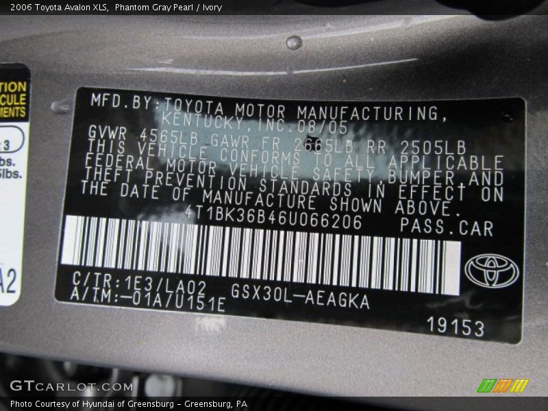 Phantom Gray Pearl / Ivory 2006 Toyota Avalon XLS