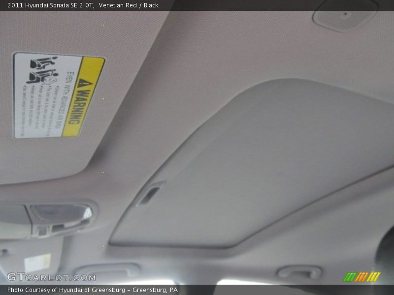 Venetian Red / Black 2011 Hyundai Sonata SE 2.0T
