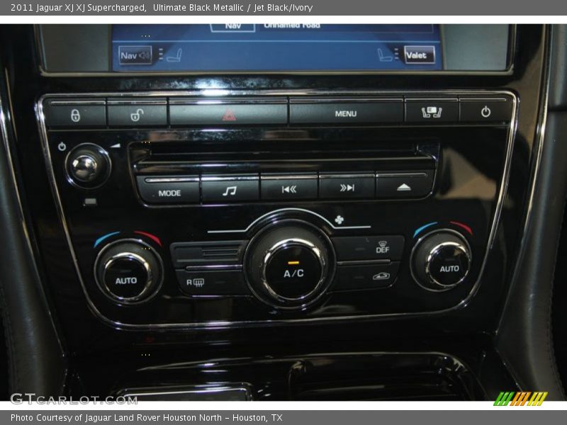 Ultimate Black Metallic / Jet Black/Ivory 2011 Jaguar XJ XJ Supercharged