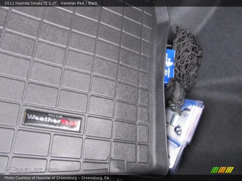 Venetian Red / Black 2011 Hyundai Sonata SE 2.0T