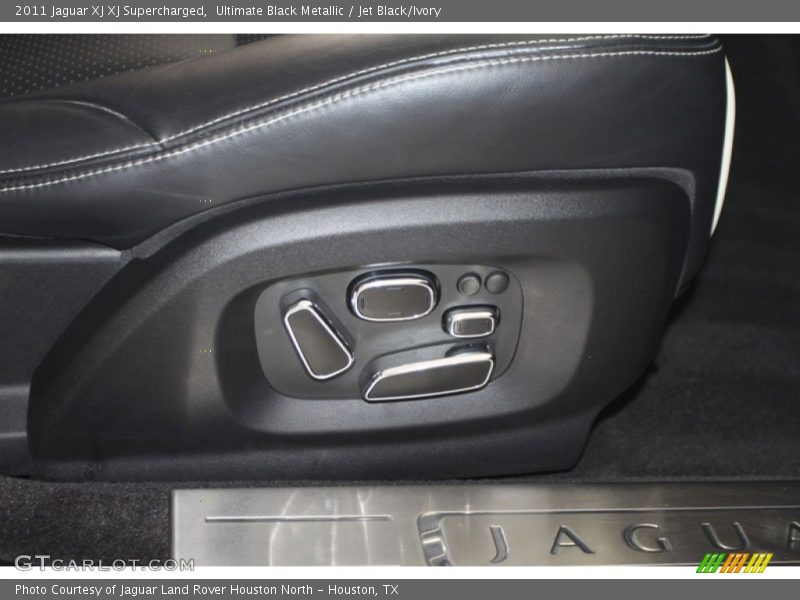 Controls of 2011 XJ XJ Supercharged