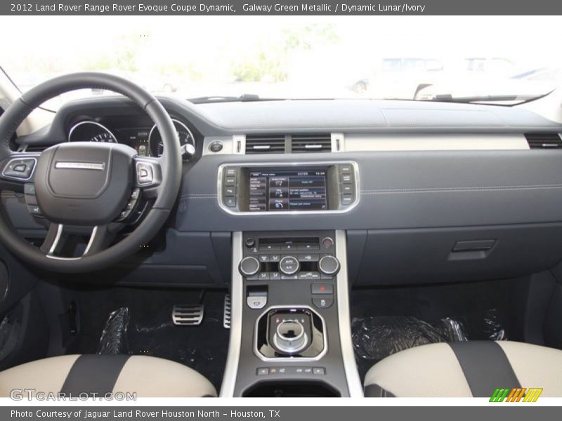 Dashboard of 2012 Range Rover Evoque Coupe Dynamic