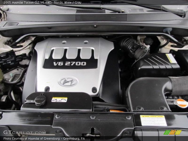 Nordic White / Gray 2005 Hyundai Tucson GLS V6 4WD