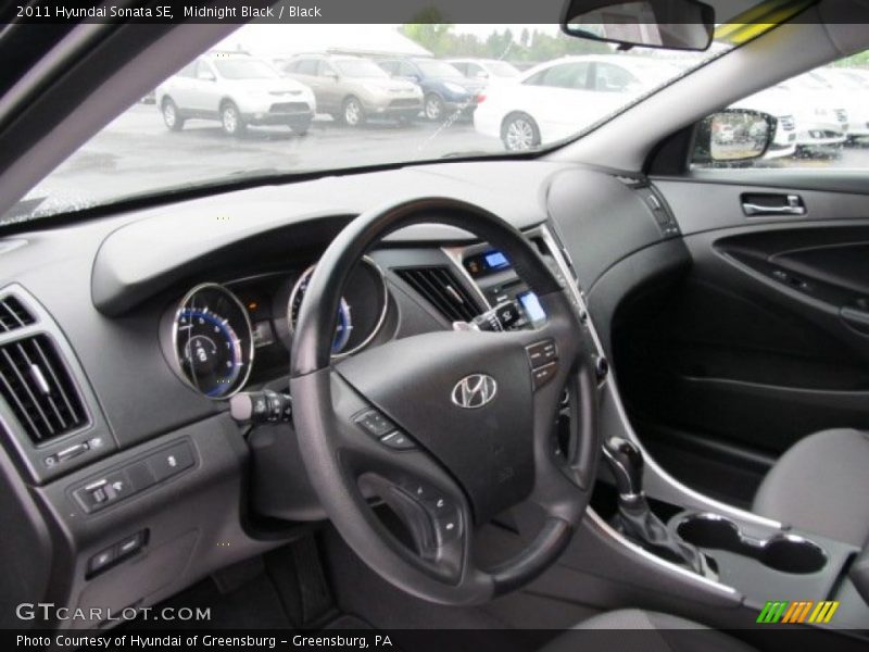 Midnight Black / Black 2011 Hyundai Sonata SE