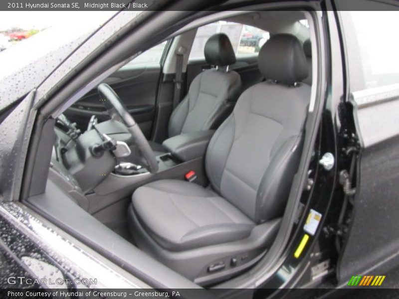 Midnight Black / Black 2011 Hyundai Sonata SE