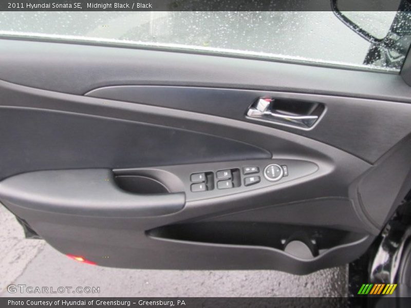 Midnight Black / Black 2011 Hyundai Sonata SE