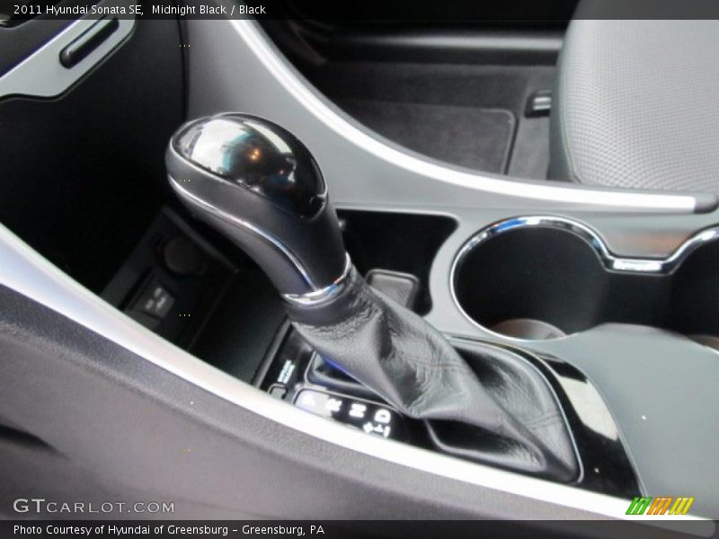 Midnight Black / Black 2011 Hyundai Sonata SE