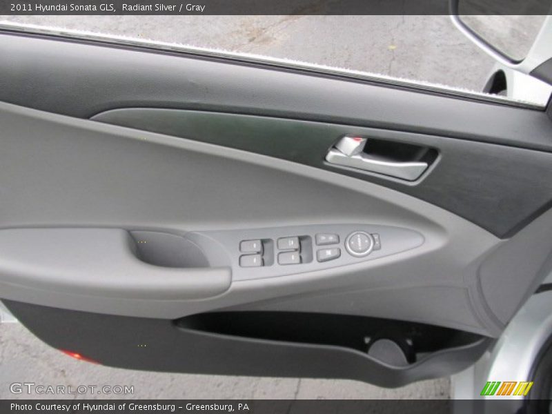 Radiant Silver / Gray 2011 Hyundai Sonata GLS