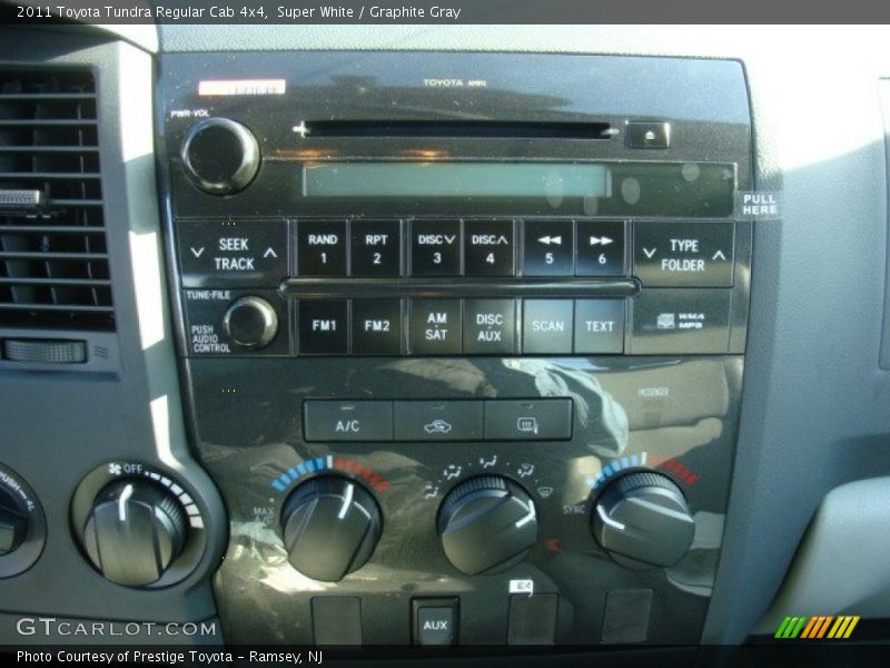 Super White / Graphite Gray 2011 Toyota Tundra Regular Cab 4x4