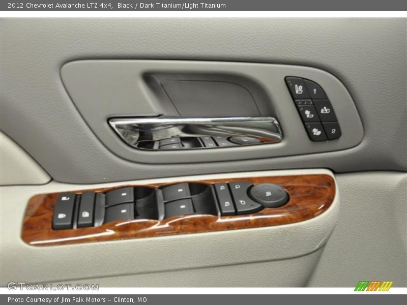 Controls of 2012 Avalanche LTZ 4x4