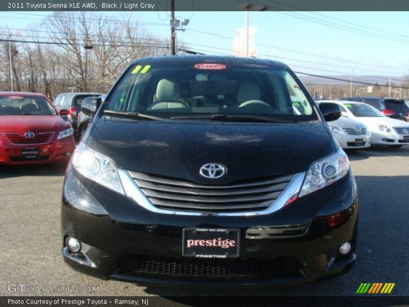 Black / Light Gray 2011 Toyota Sienna XLE AWD