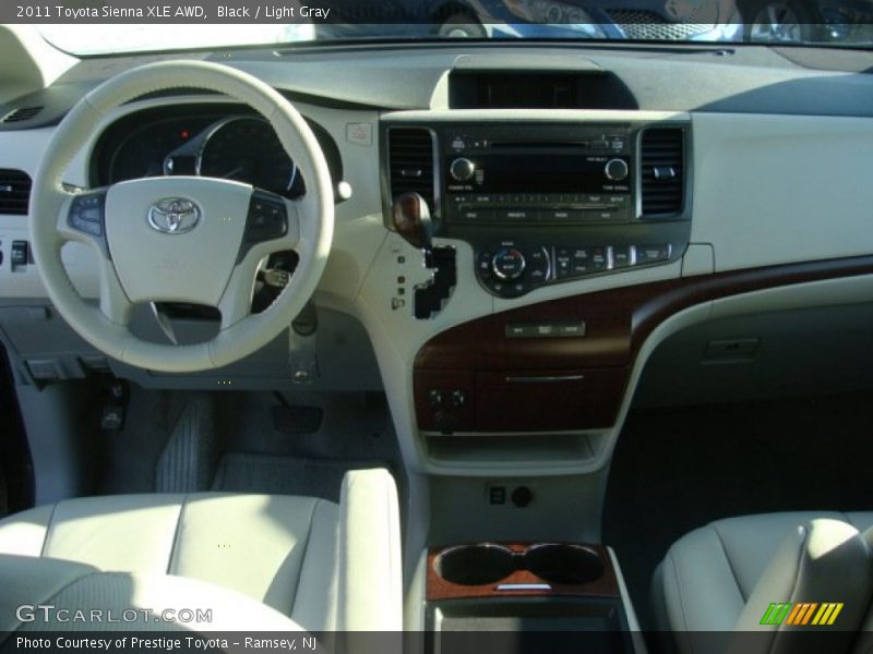 Black / Light Gray 2011 Toyota Sienna XLE AWD