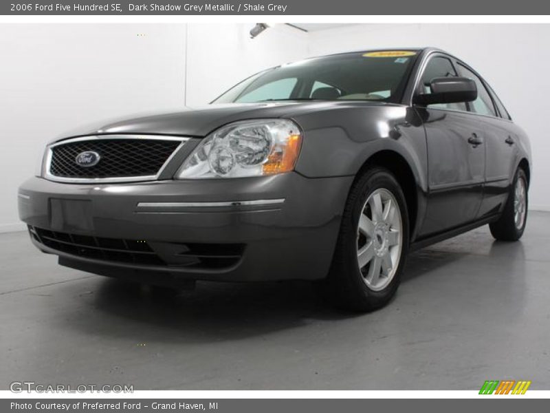Dark Shadow Grey Metallic / Shale Grey 2006 Ford Five Hundred SE