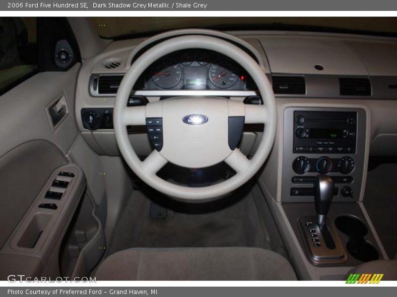 Dark Shadow Grey Metallic / Shale Grey 2006 Ford Five Hundred SE