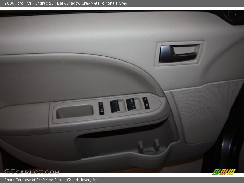 Dark Shadow Grey Metallic / Shale Grey 2006 Ford Five Hundred SE