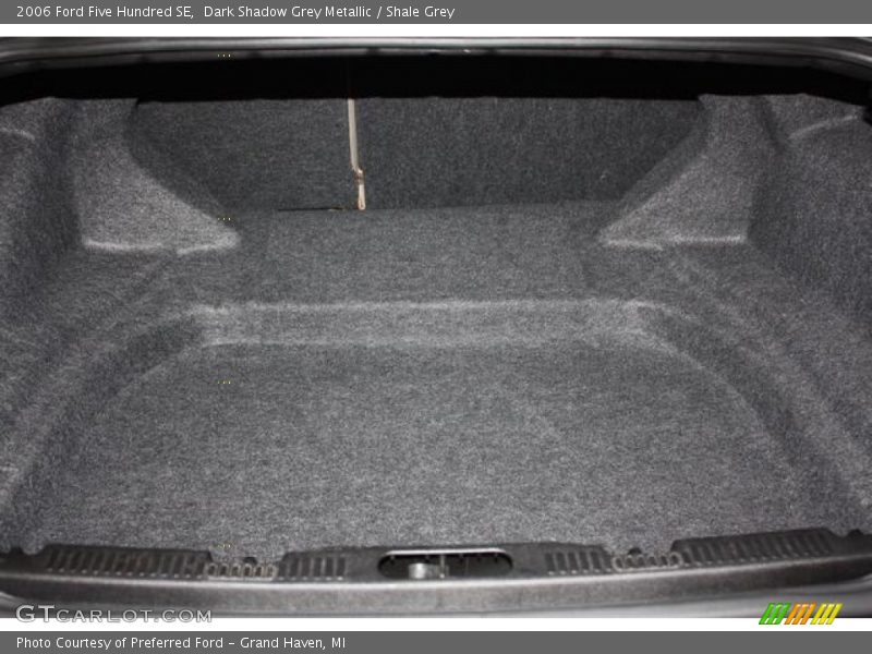 Dark Shadow Grey Metallic / Shale Grey 2006 Ford Five Hundred SE