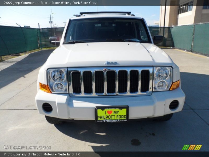 Stone White / Dark Slate Gray 2009 Jeep Commander Sport