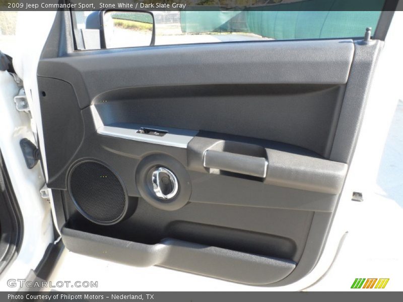 Stone White / Dark Slate Gray 2009 Jeep Commander Sport