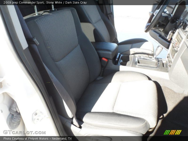 Stone White / Dark Slate Gray 2009 Jeep Commander Sport