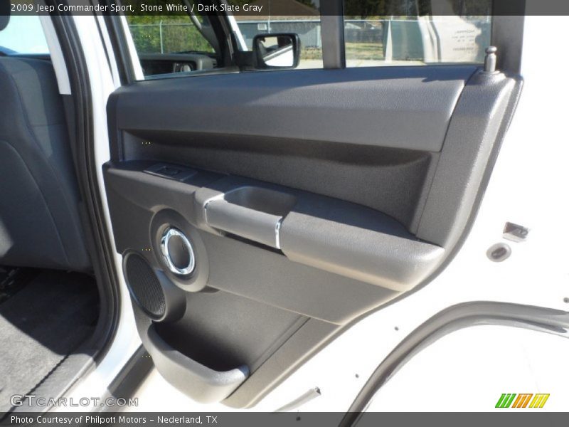 Stone White / Dark Slate Gray 2009 Jeep Commander Sport