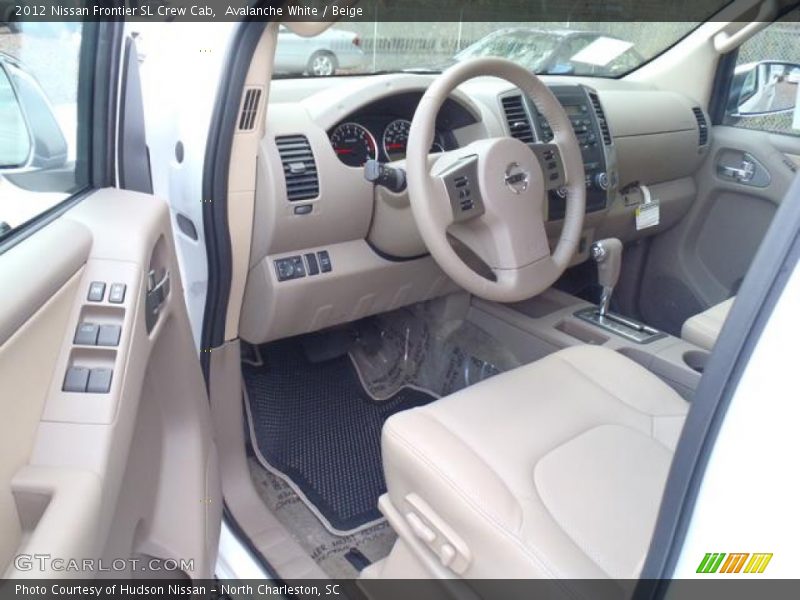 Avalanche White / Beige 2012 Nissan Frontier SL Crew Cab