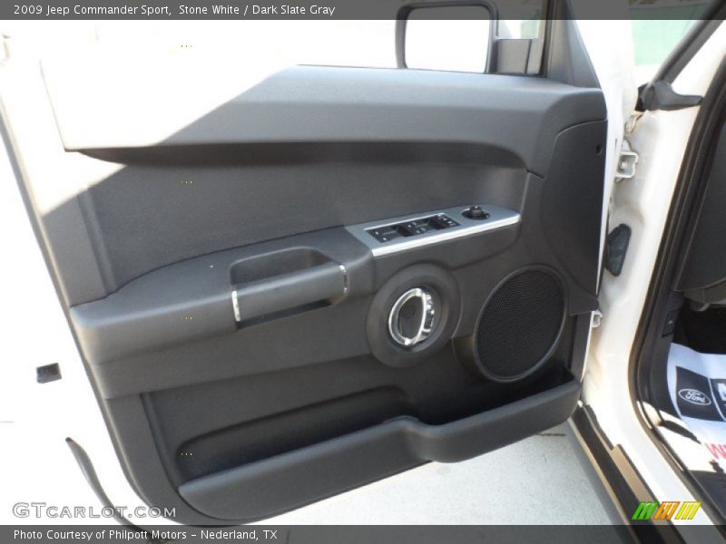 Stone White / Dark Slate Gray 2009 Jeep Commander Sport