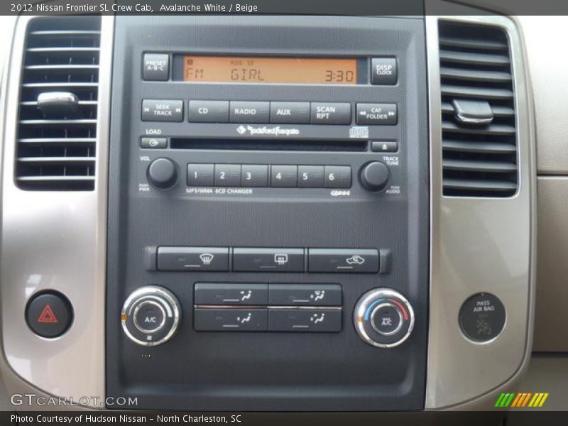 Avalanche White / Beige 2012 Nissan Frontier SL Crew Cab