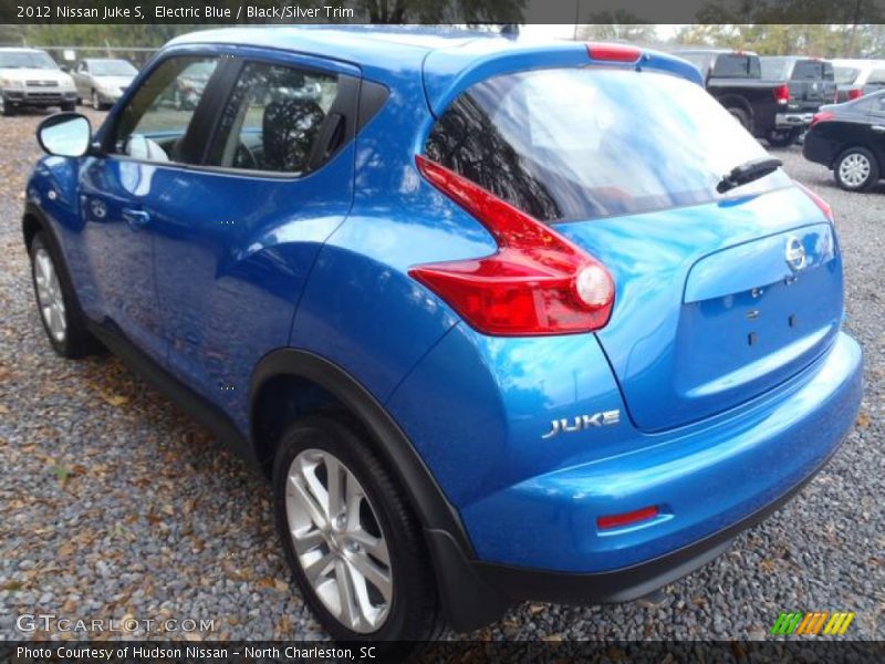 Electric Blue / Black/Silver Trim 2012 Nissan Juke S