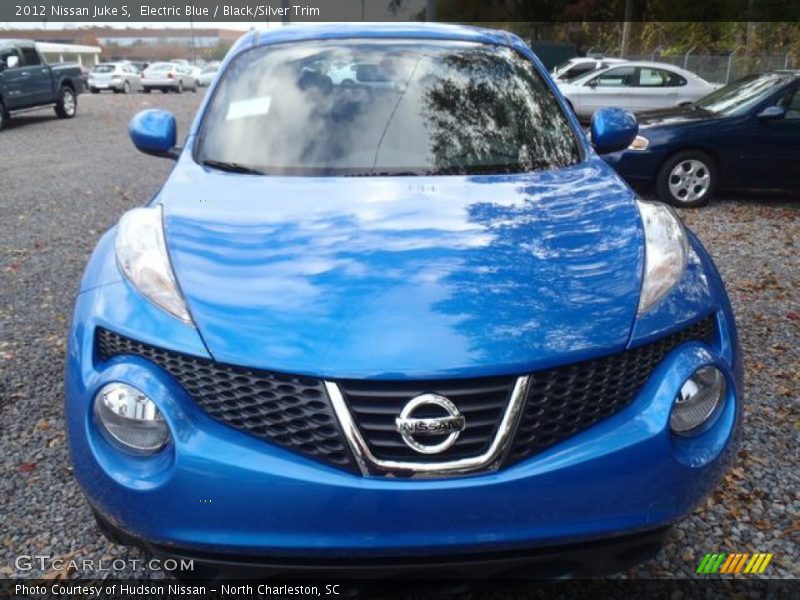 Electric Blue / Black/Silver Trim 2012 Nissan Juke S