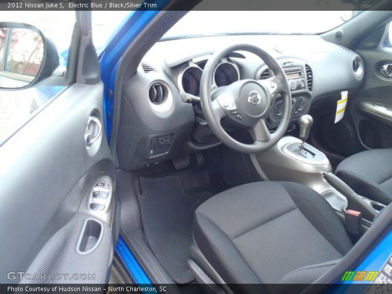 Electric Blue / Black/Silver Trim 2012 Nissan Juke S