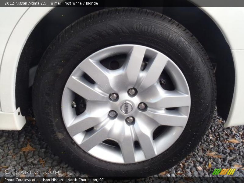 Winter Frost White / Blonde 2012 Nissan Altima 2.5