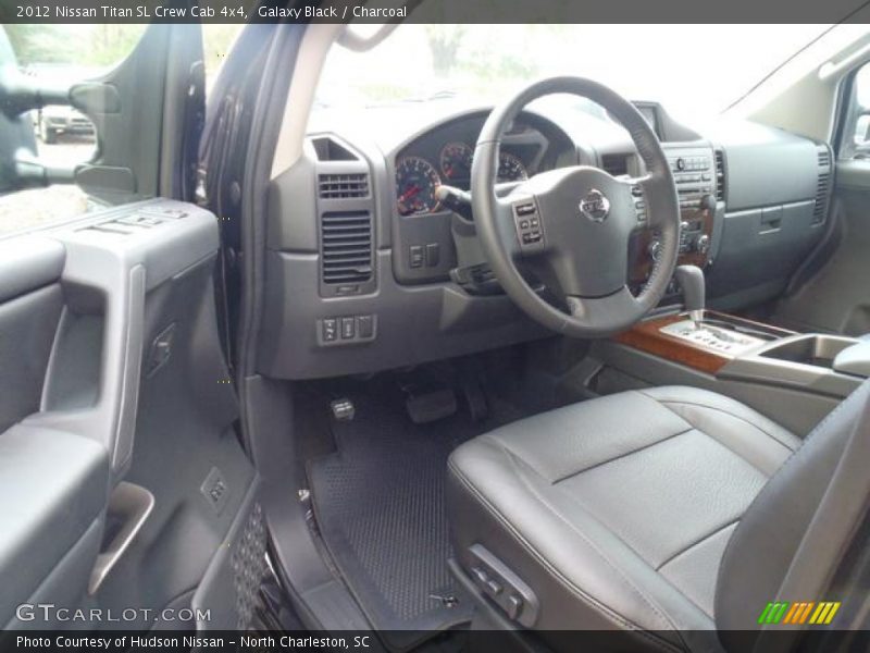  2012 Titan SL Crew Cab 4x4 Charcoal Interior