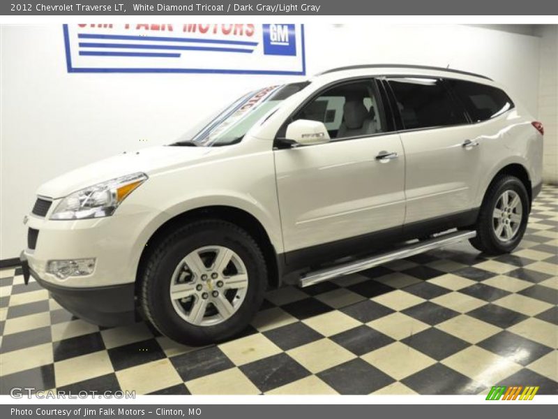White Diamond Tricoat / Dark Gray/Light Gray 2012 Chevrolet Traverse LT