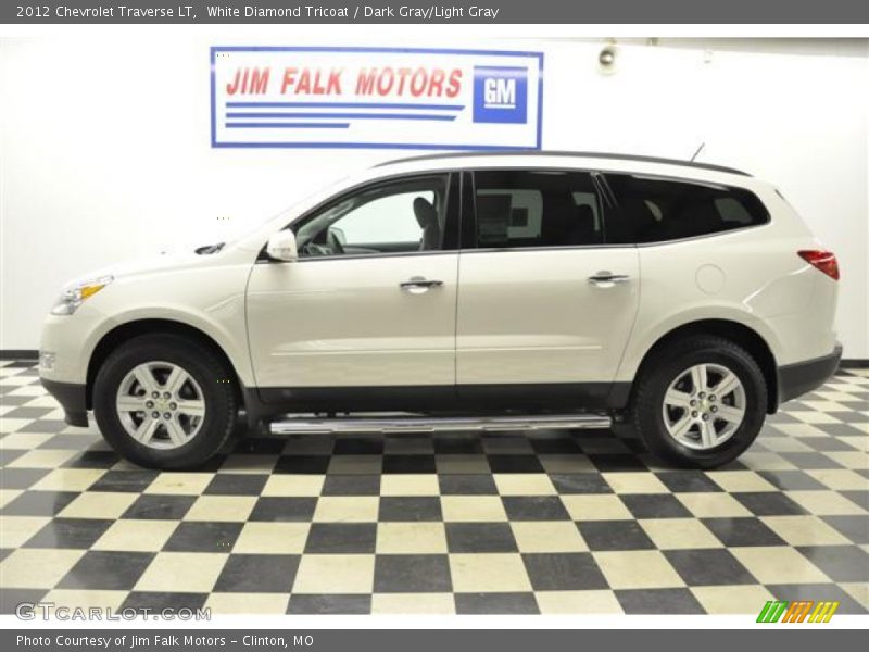 White Diamond Tricoat / Dark Gray/Light Gray 2012 Chevrolet Traverse LT