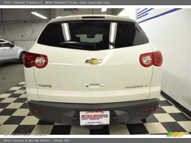White Diamond Tricoat / Dark Gray/Light Gray 2012 Chevrolet Traverse LT