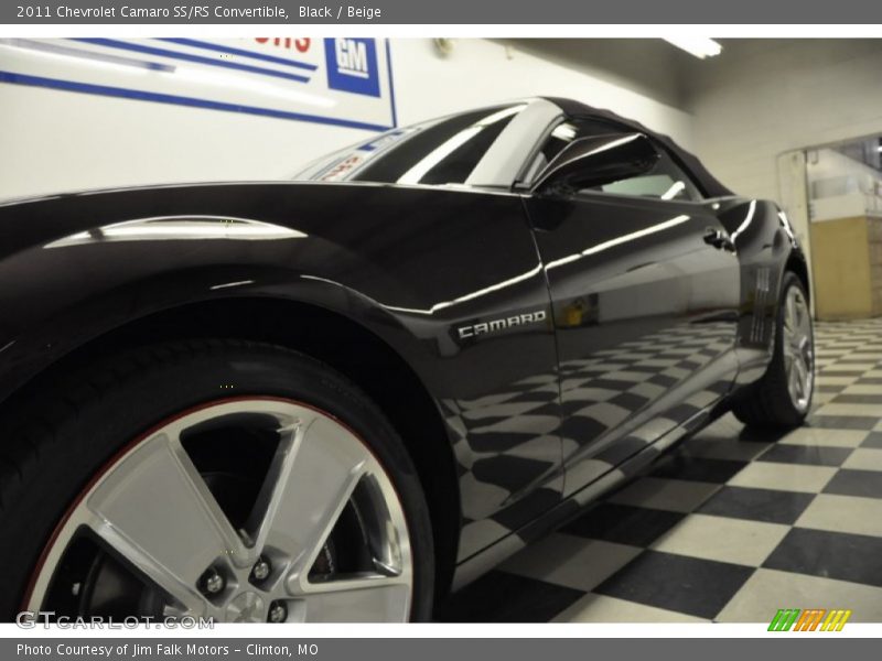 Black / Beige 2011 Chevrolet Camaro SS/RS Convertible