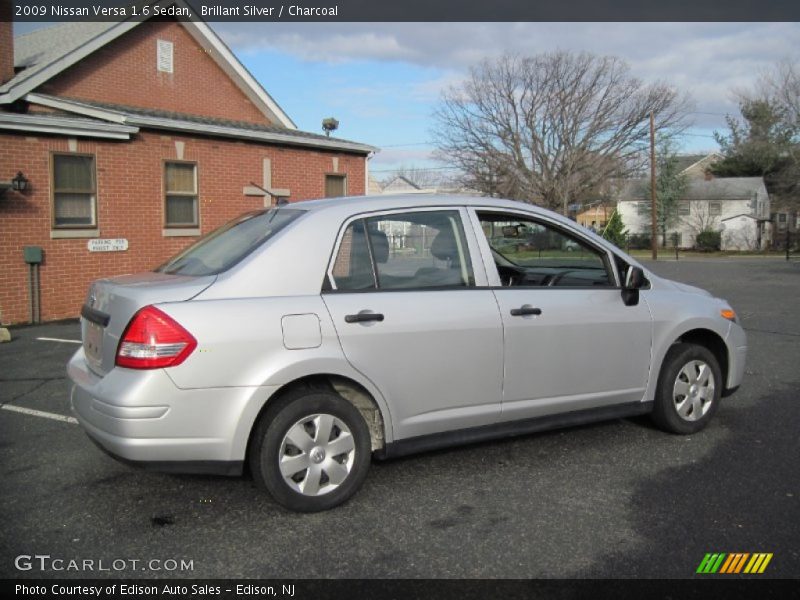 Brillant Silver / Charcoal 2009 Nissan Versa 1.6 Sedan