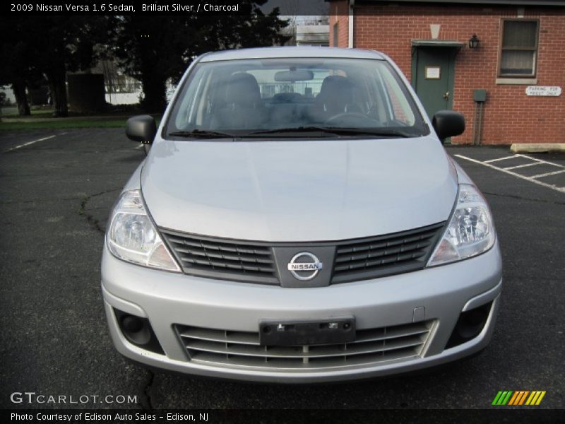 Brillant Silver / Charcoal 2009 Nissan Versa 1.6 Sedan